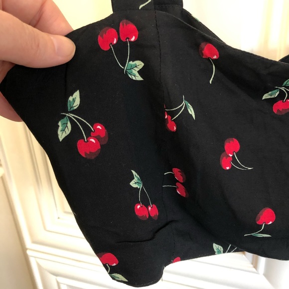 🥳HOST PICK🥳 NWT Morrisday The Label crop top - Picture 5 of 8